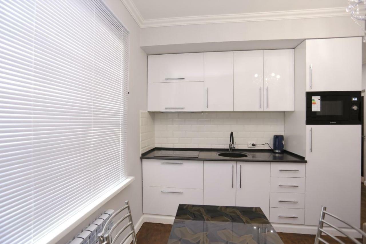 Luxury 2 Bedrooms Apartment Walking Distance From Gur-Emir 사마르칸트 외부 사진