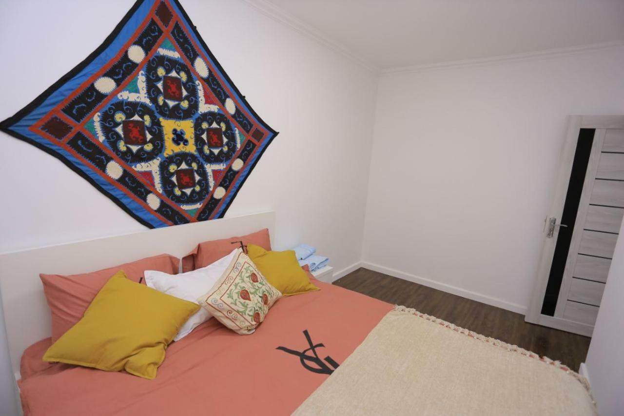Luxury 2 Bedrooms Apartment Walking Distance From Gur-Emir 사마르칸트 외부 사진