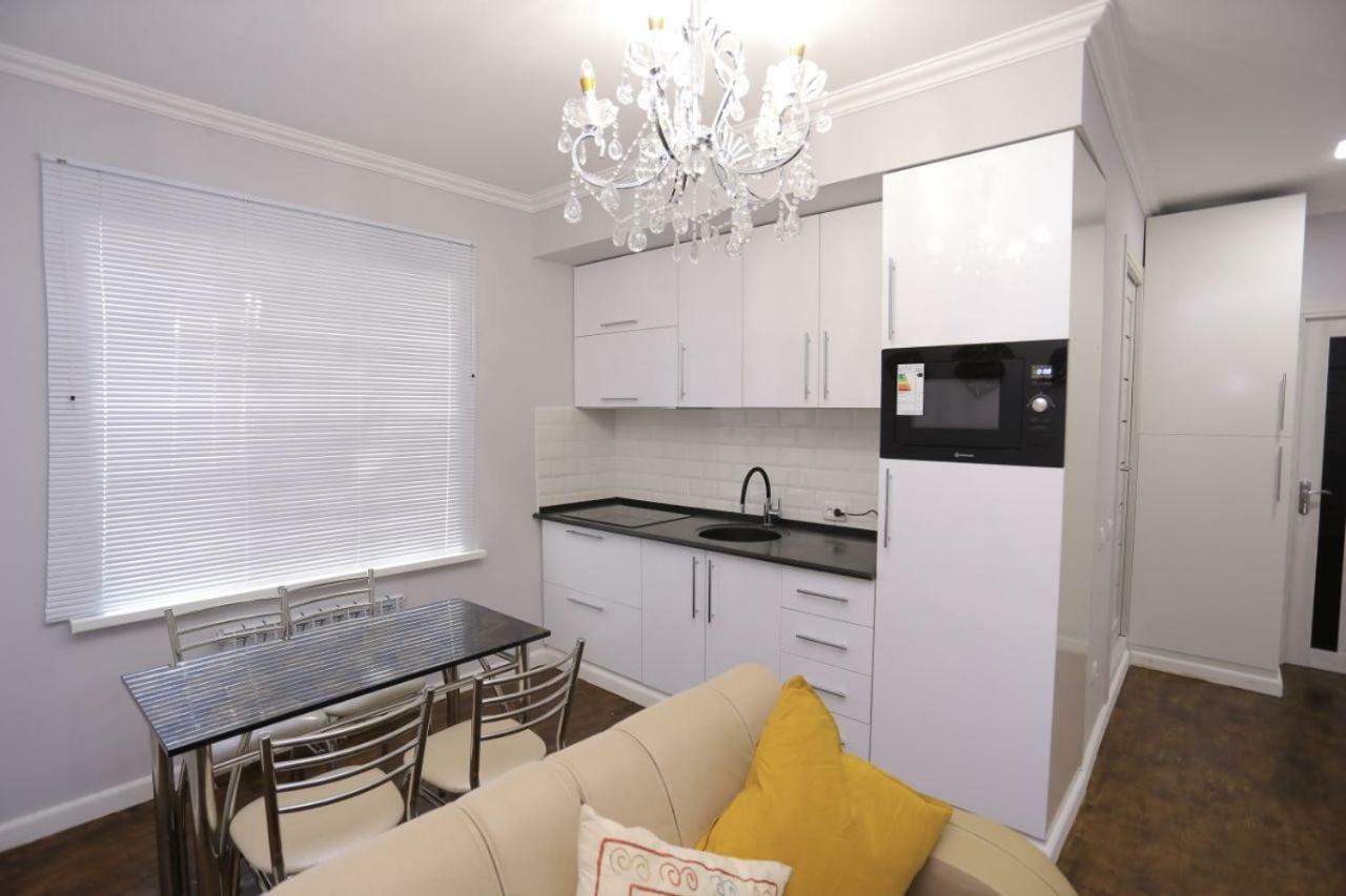 Luxury 2 Bedrooms Apartment Walking Distance From Gur-Emir 사마르칸트 외부 사진
