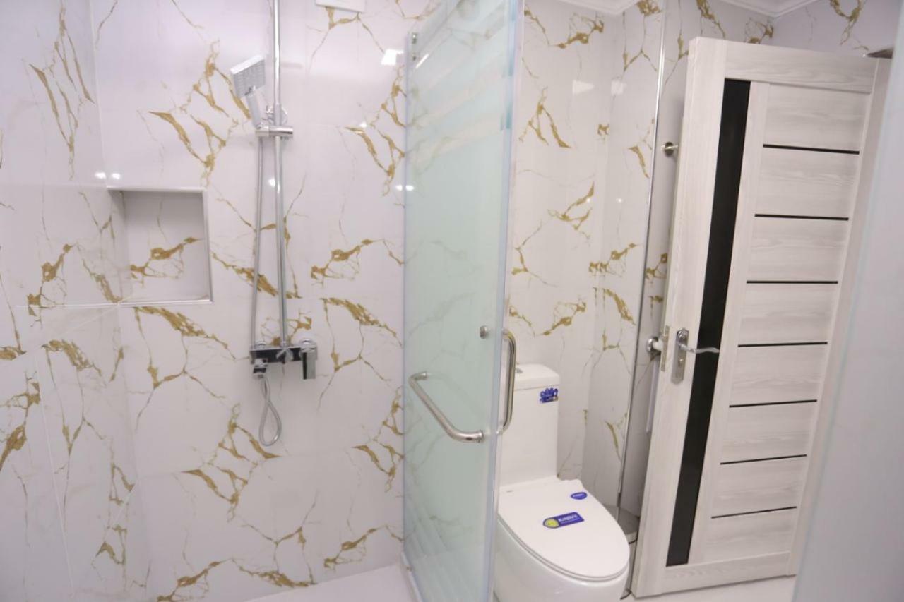 Luxury 2 Bedrooms Apartment Walking Distance From Gur-Emir 사마르칸트 외부 사진