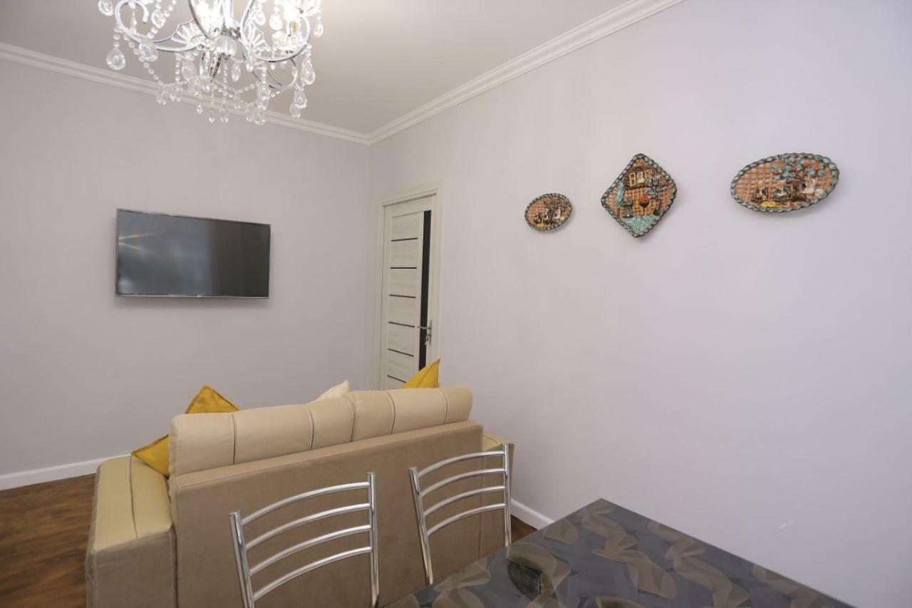 Luxury 2 Bedrooms Apartment Walking Distance From Gur-Emir 사마르칸트 외부 사진